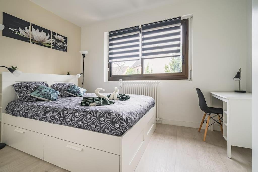 Le Lotus - Self Checkin - 20Min From Paris - Free Parking Around Appartement Drancy Buitenkant foto