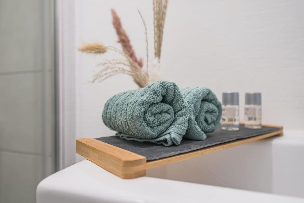 Le Lotus - Self Checkin - 20Min From Paris - Free Parking Around Appartement Drancy Buitenkant foto