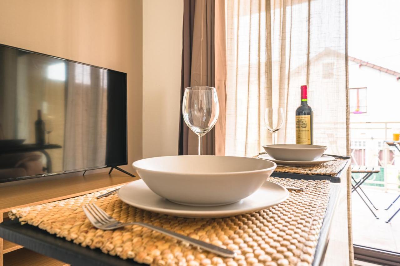 Le Lotus - Self Checkin - 20Min From Paris - Free Parking Around Appartement Drancy Buitenkant foto